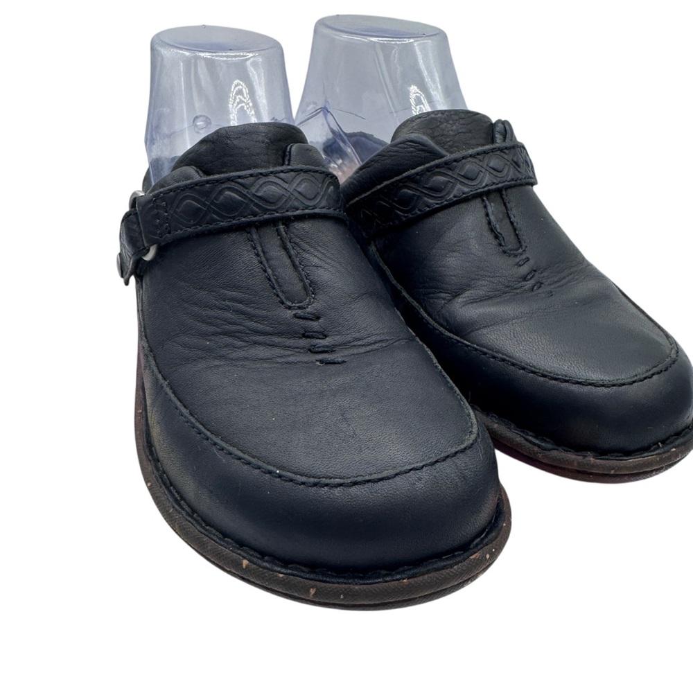 UGG Australia Women’s Black Leather Slip-Ons Clogs - Size 6